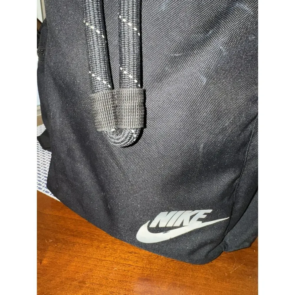 Nike Sportswear Heritage 72 Backpack Black DV3049-010 Unisex School Travel